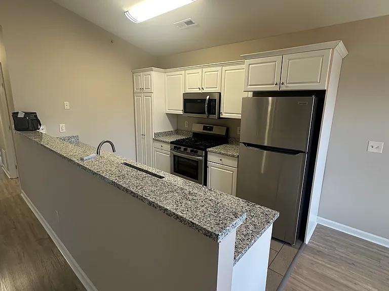 Dockside Village Apartments — Photo 77