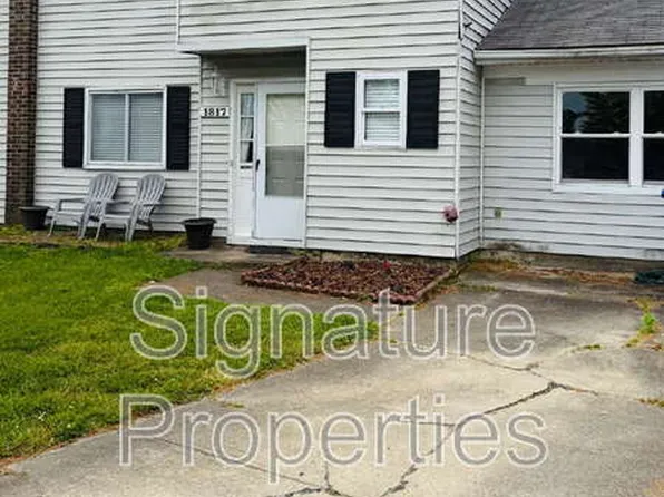 1817 Rainbow Ct, Virginia Beach, VA 23456