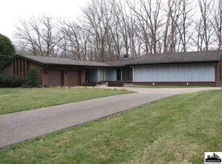 6276 Aracoma Rd, Huntington, WV 25705