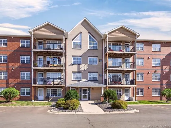 65 Brayson Blvd #204, Oromocto, NB E2V 0J2