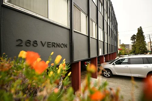 268 Vernon St. Photo 1