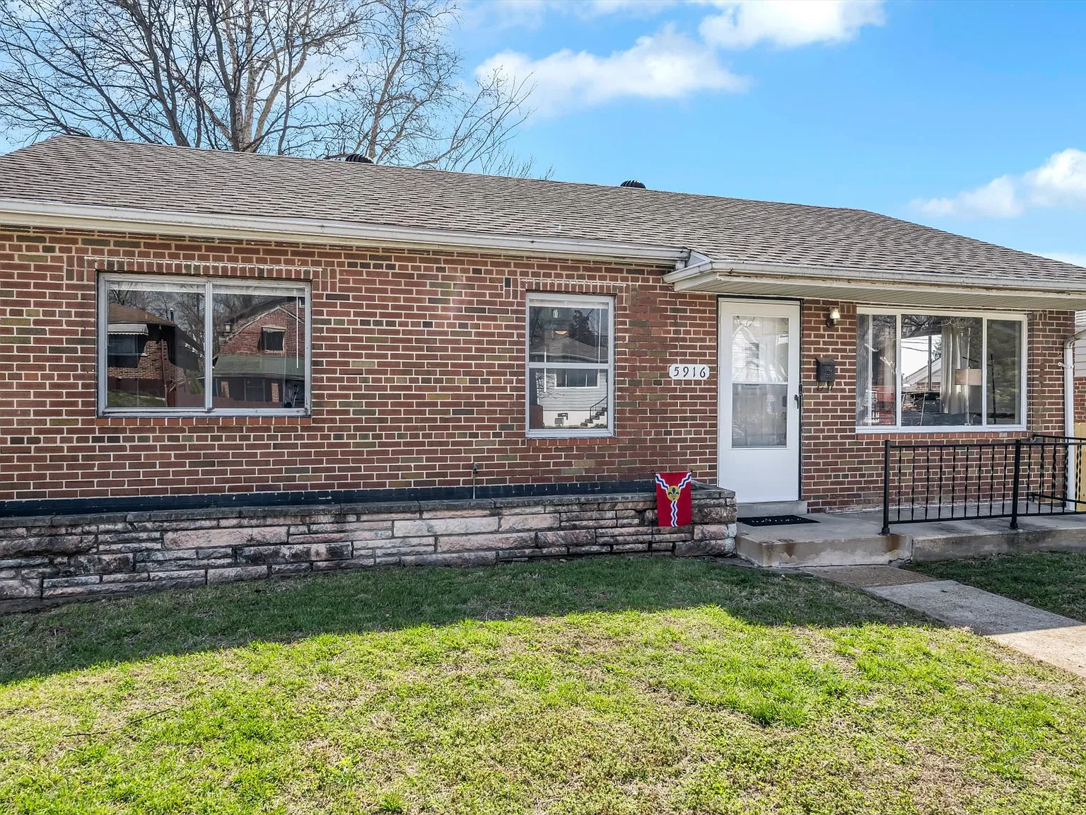 3 bed, 1812 sqft, $2,600 — Photo 4