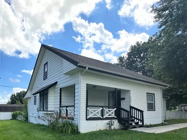 929 E Walnut St, Independence, MO 64050