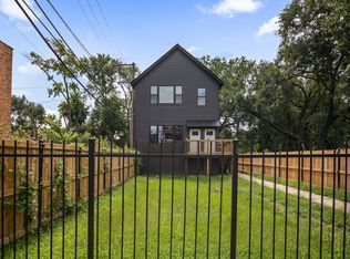 817 W 51st Pl, Chicago, IL 60609
