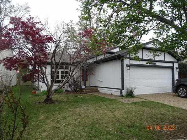 1606 Pickering Dr, Little Rock, AR 72211