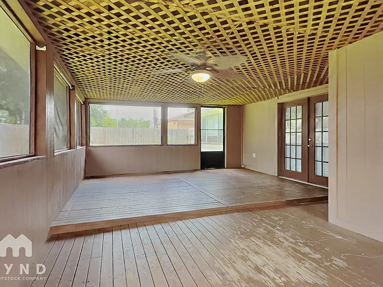 3218 Sedgeborough Cir — Photo 17