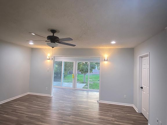 2nd image of 20845 Brighton Ave