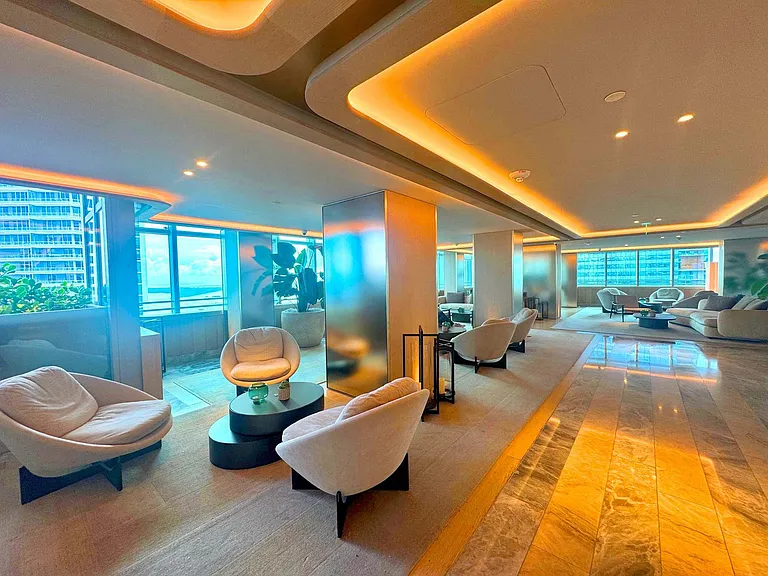 Building's Lounge