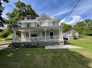 72 Lakes Rd, Monroe, NY 10950