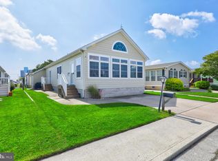 13332 Ocean Dr, Ocean City, MD 21842