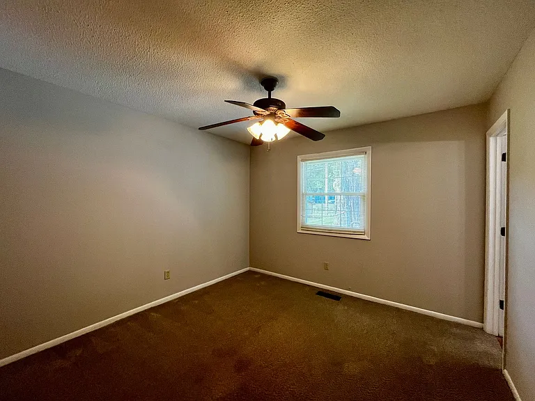 2714 Allegany Ave — Photo 18