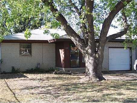 2nd image of 6208 NW 33rd St
