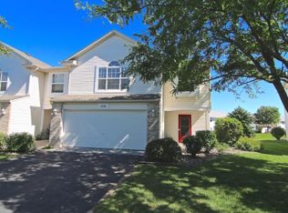 1015 Juniper Ct, Shakopee, MN 55379