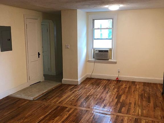 5th image of 29 Dighton St #272