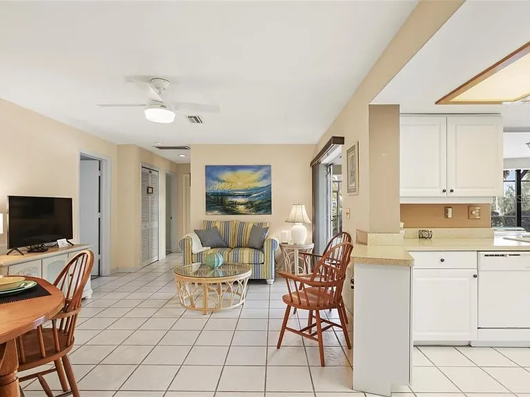 500 Green Dolphin Dr S — Photo 16