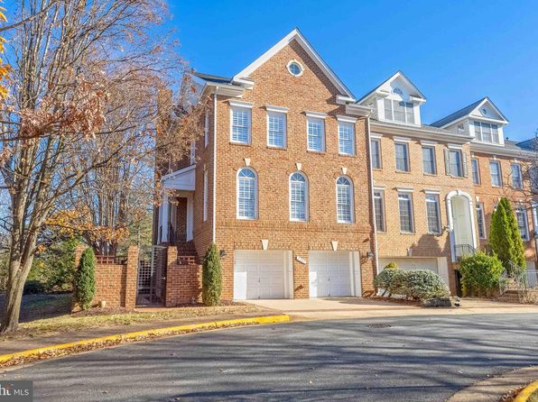 2303 Sawtooth Oak Ct