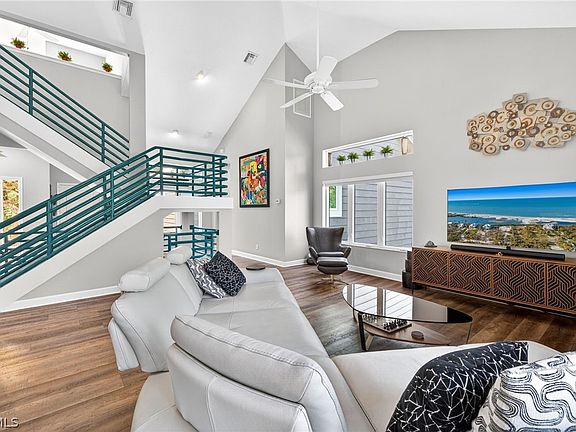 5th image of 14041 River Rd