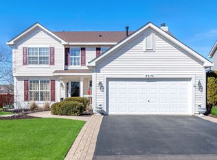 2319 Stacy Cir, Montgomery, IL 60538