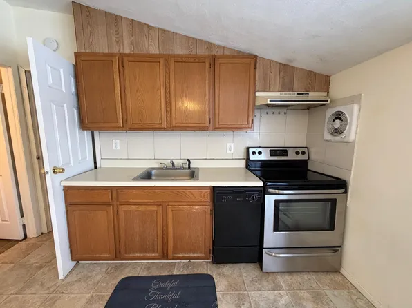 (undisclosed Address), Holbrook, NY 11741