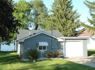 3224 Leonard Point Ln, Oshkosh, WI 54904
