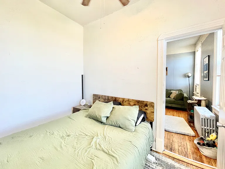 1359 W Chicago Ave #C2 — Photo 13