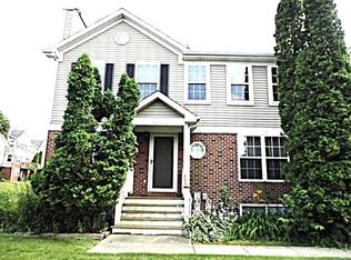 775 Highview Ct, Antioch, IL 60002