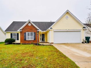 5040 Walden Ridge Dr, Winston Salem, NC 27127