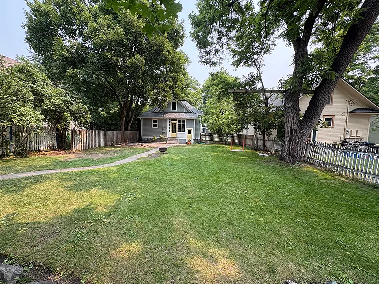 520 3rd Ave E — Photo 5