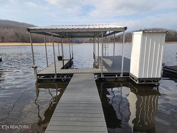 5th image of 431 Powell Valley Marine Rd