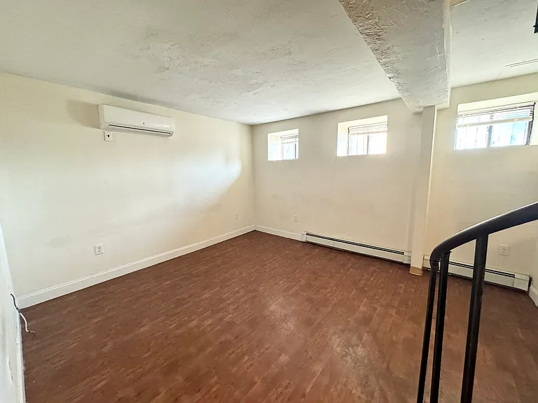 13 Ruggles St #2L — Photo 2