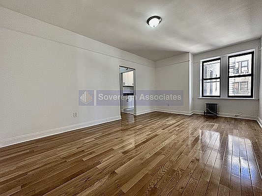 1st image of 121 Bennett Ave #45