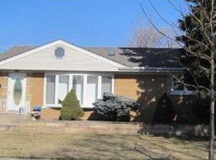 3936 Jerome Ave, Skokie, IL 60076