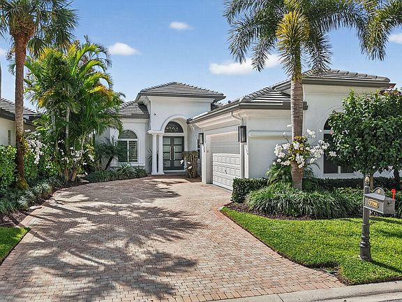2nd image of 7790 Villa D Este Way