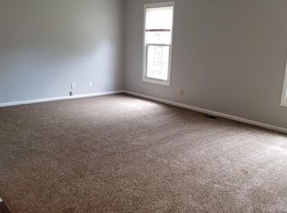 4 Washington Sq #4, Euclid, OH 44143
