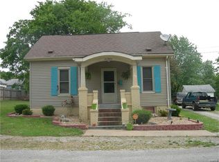 615 E Buena Vista St, Chester, IL 62233