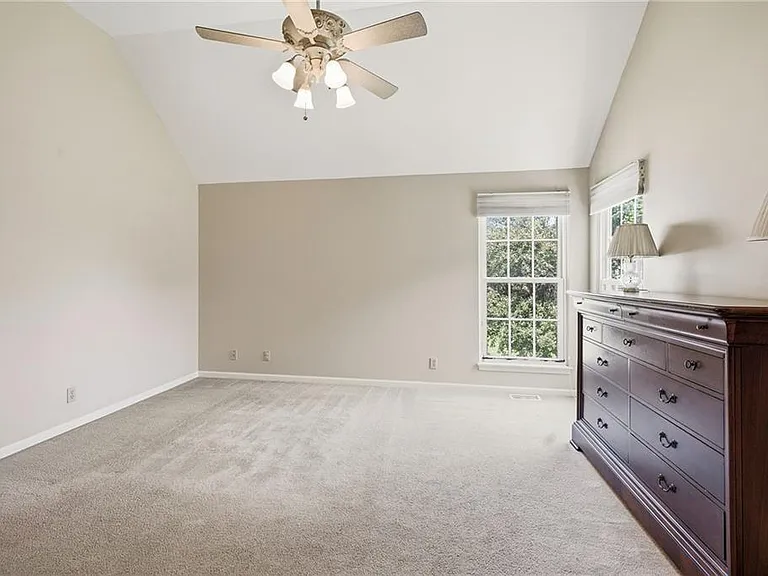 14709 Goodman St — Photo 13