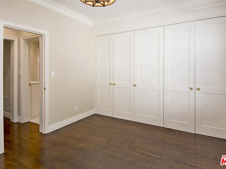 9601 Charleville Blvd #7 — Photo 12