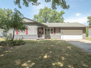 1222 S Maple St, Ottawa, KS 66067