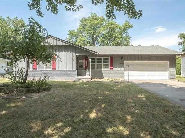 1222 S Maple St, Ottawa, KS 66067
