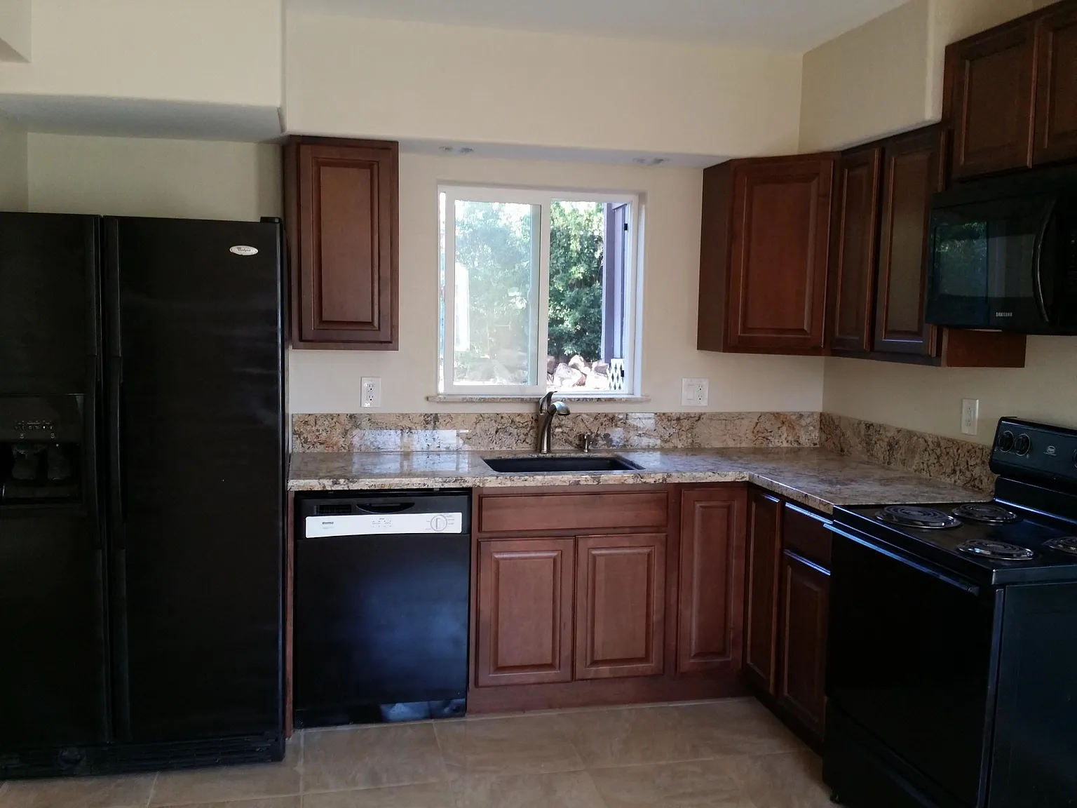 1 bed, 600 sqft, $2,550 — Photo 3