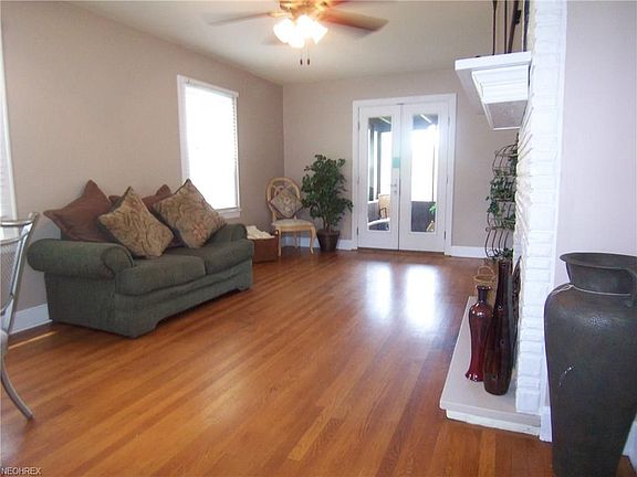 5th image of 2801 Harrison Ave