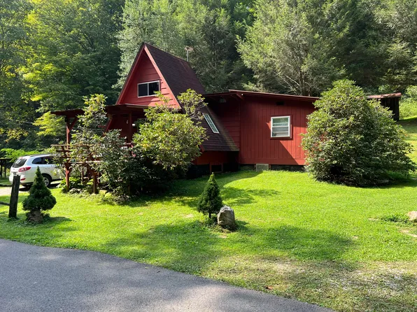 195 Suiters Branch Rd, Frenchburg, KY 40322