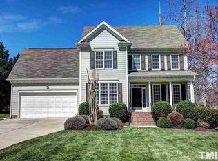 101 Linecrest Ct, Cary, NC 27518