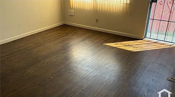 2 bed, 750 sqft, $2,600 — Photo 1