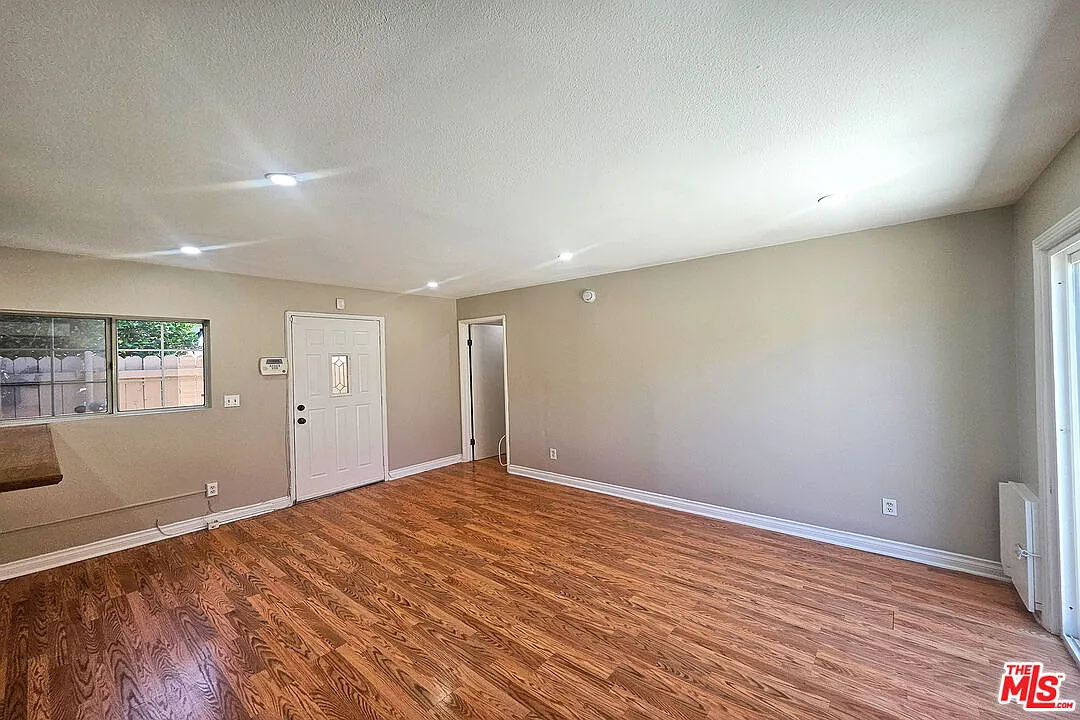 1 bed, 1.0 bath, 800 sqft, $2,395 — Photo 4