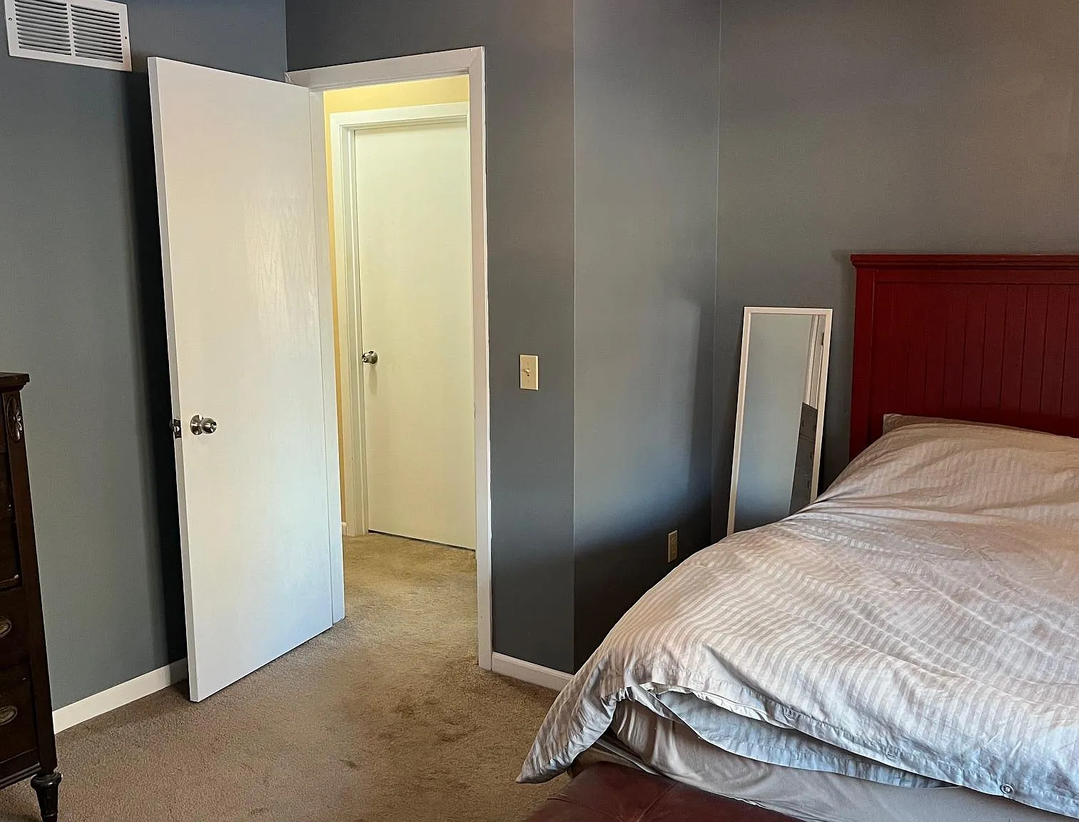 4 bed, 2314 sqft, $3,150 — Photo 3