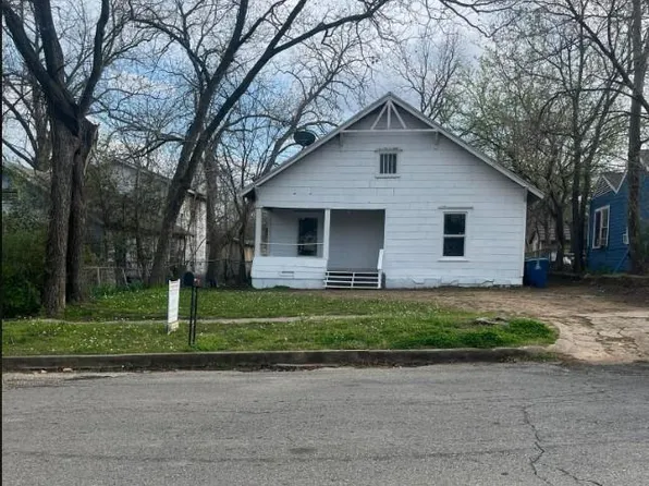 926 W Nelson St, Denison, TX 75020