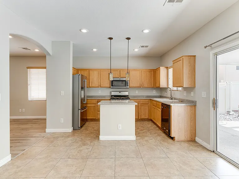 7981 Imperial Treasure St — Photo 3