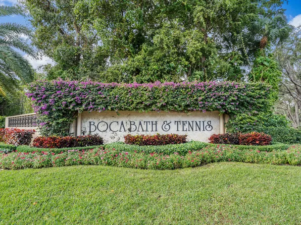 2863 Banyan Boulevard Circle NW, Boca Raton, FL 33431