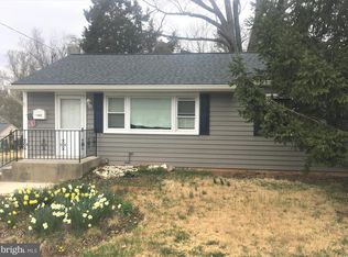 1302 Grandin Ave, Rockville, MD 20851